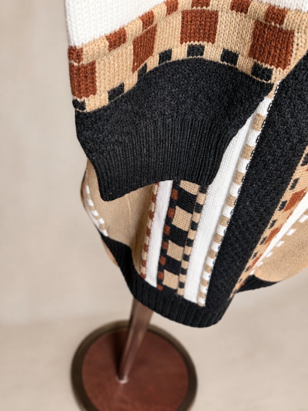 Bachrach Men’s XL Geometric Knit Sweater | Beige Black Brown Wool Blend - Picture 4 of 9